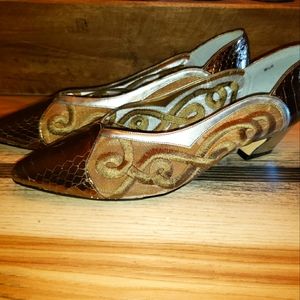 Jasmine Collection SZ 9.5 M Beautiful!